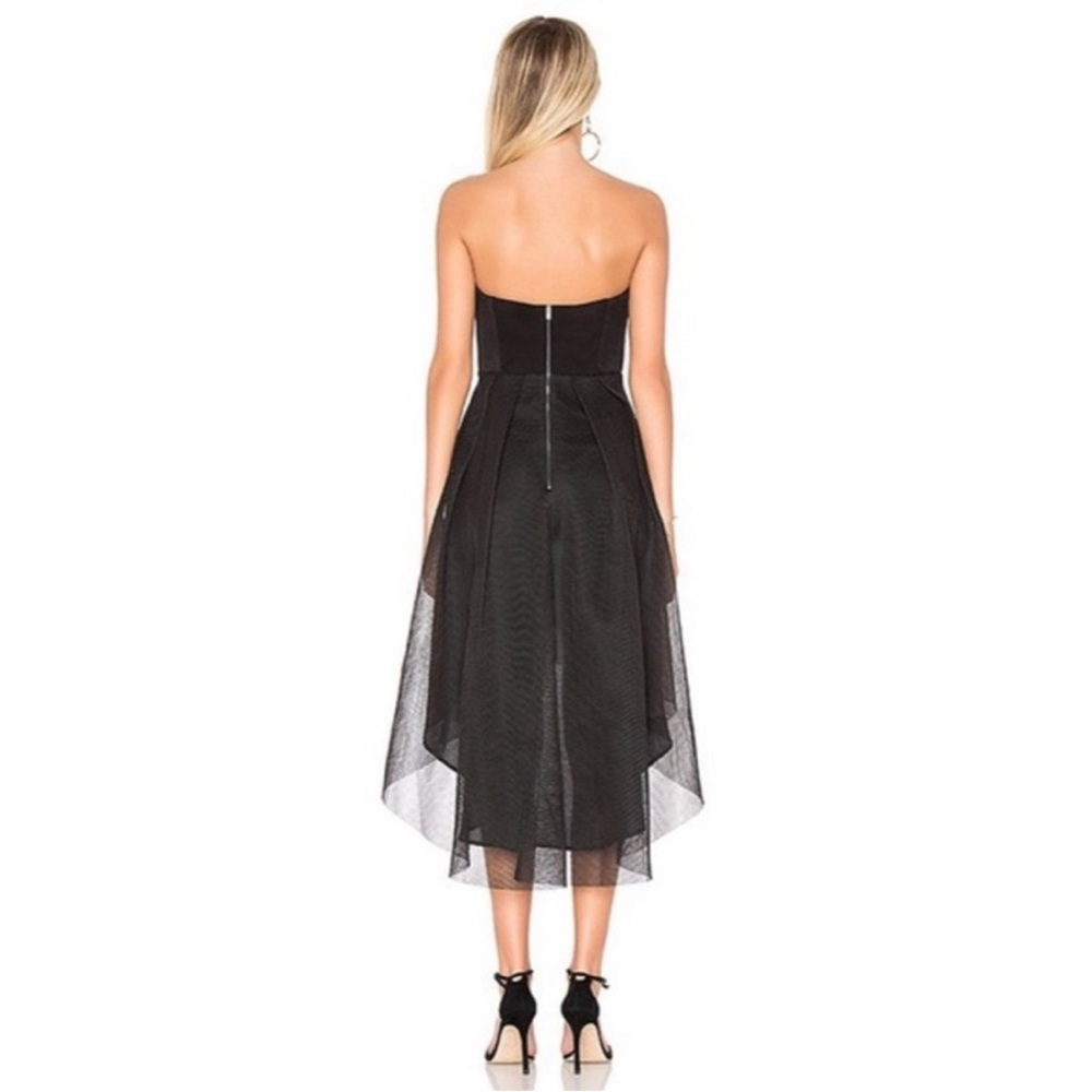 Elliatt Revolve Elysian Structured Mini Dress - image 2